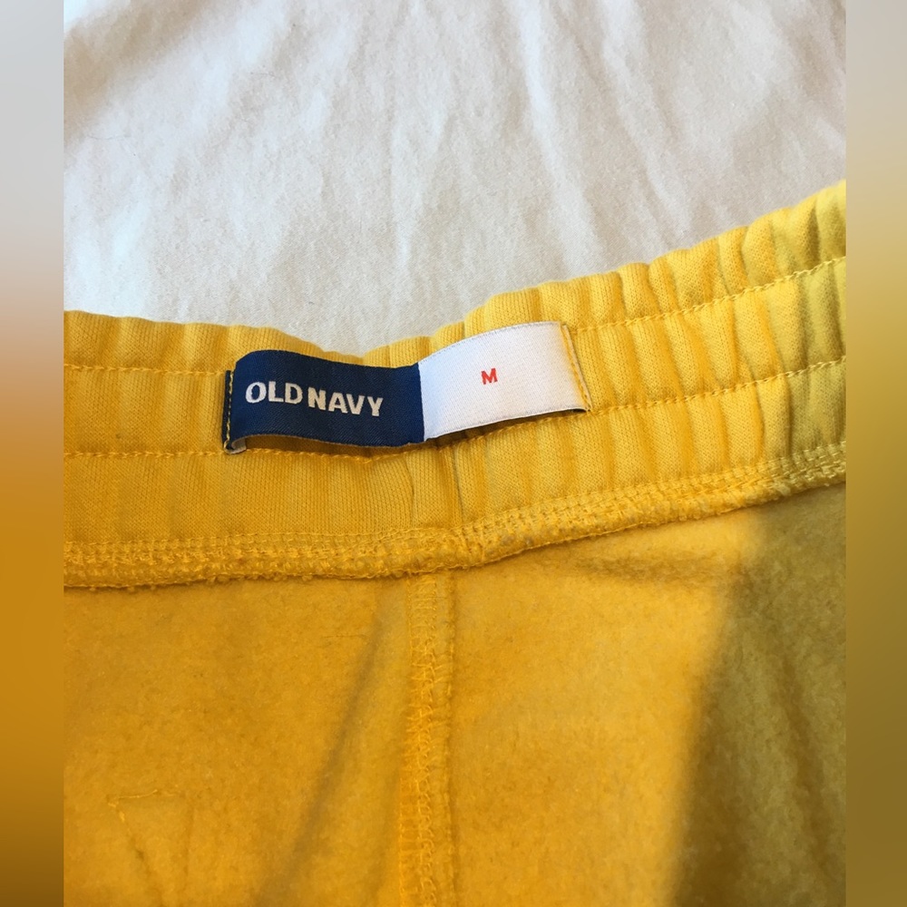 Yellow jogging pants - Picture 6 of 6